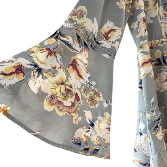 Suzanne Betro Sage Gray Floral Tiered Shift Dress Flared Long Sleeve Dress - Picture 2 of 12